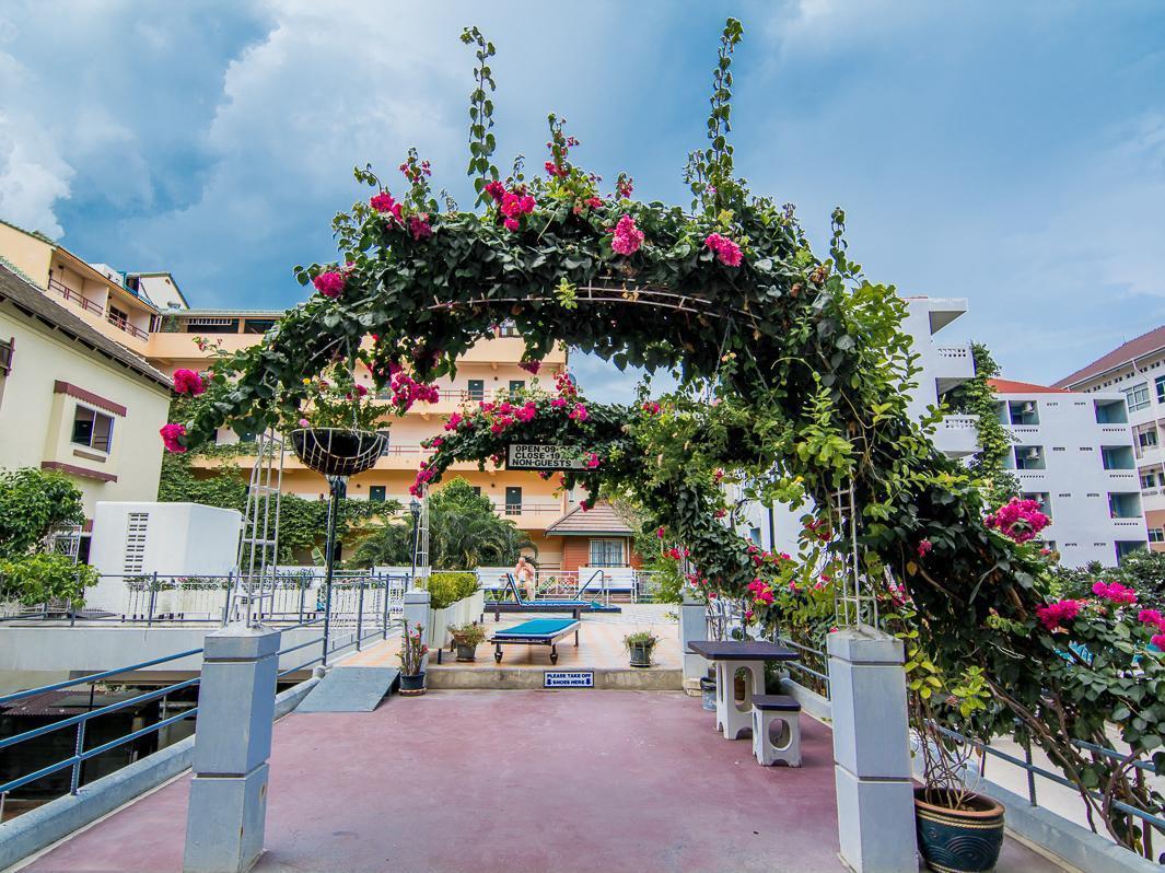 Sutus Court 3 Hotel Pattaja Kültér fotó