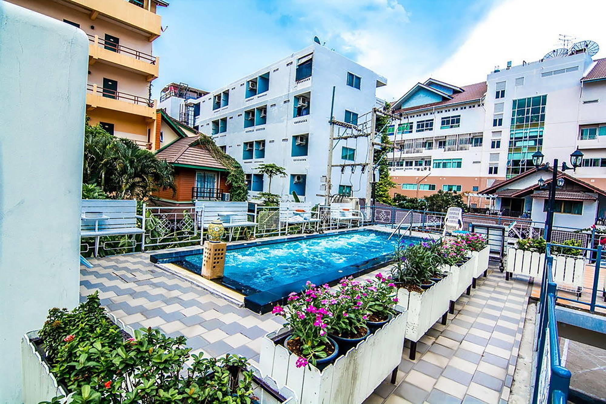 Sutus Court 3 Hotel Pattaja Kültér fotó
