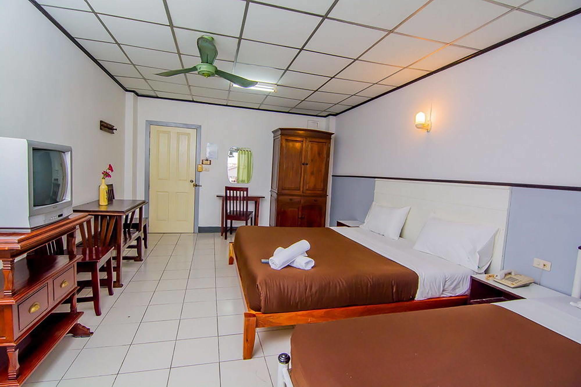 Sutus Court 3 Hotel Pattaja Kültér fotó