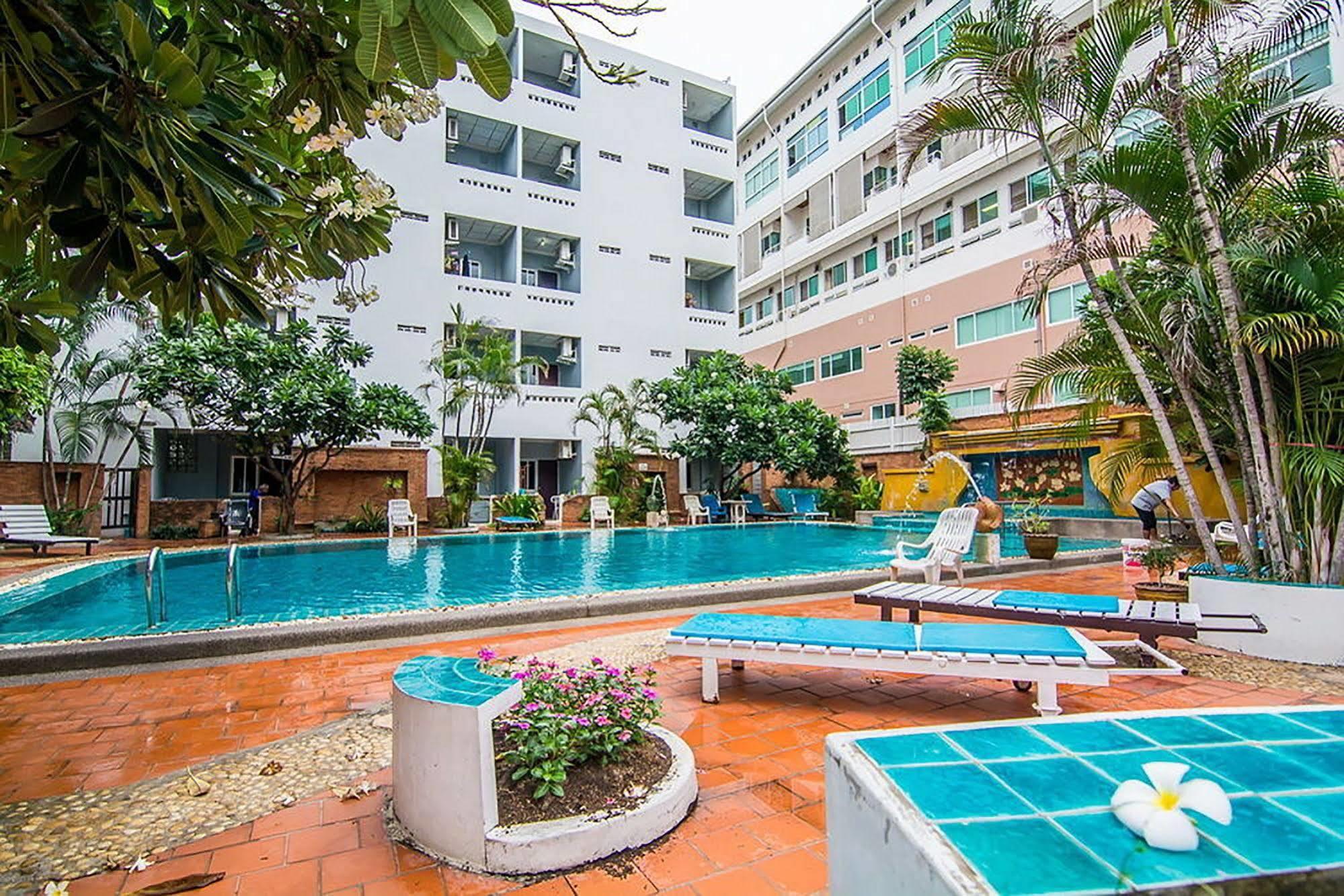 Sutus Court 3 Hotel Pattaja Kültér fotó