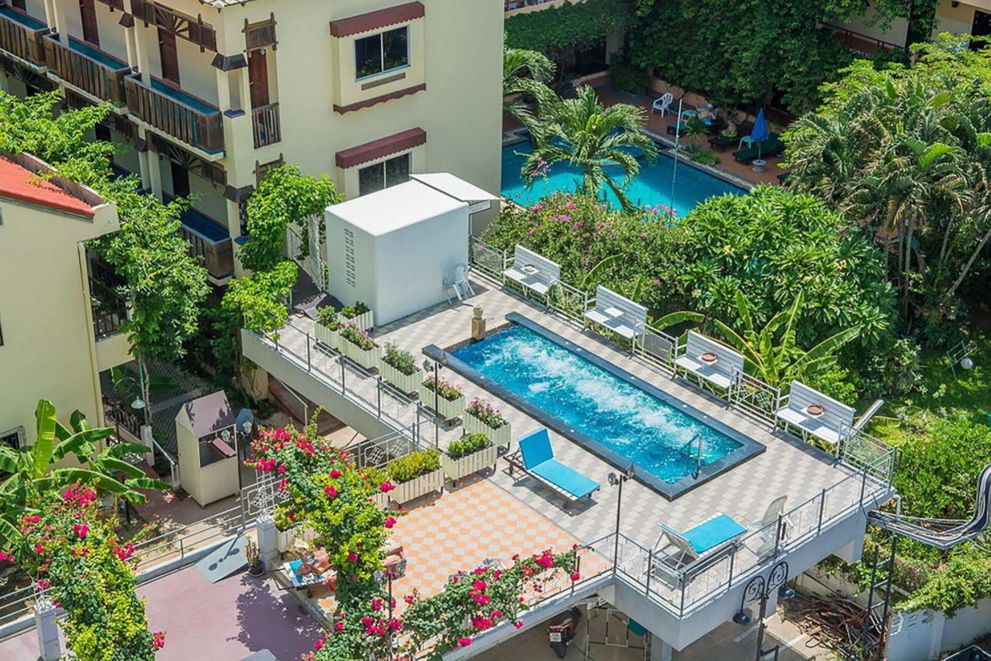 Sutus Court 3 Hotel Pattaja Kültér fotó