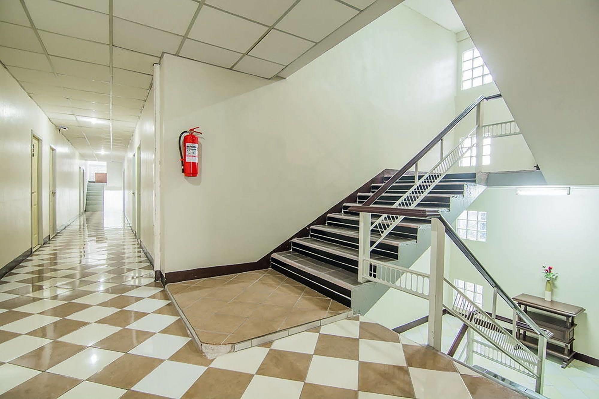 Sutus Court 3 Hotel Pattaja Kültér fotó